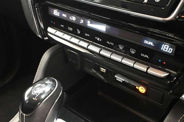 2023 Isuzu MU-X LS-T