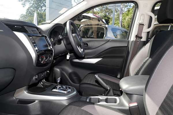 2024 Nissan Navara SL D23 4X4