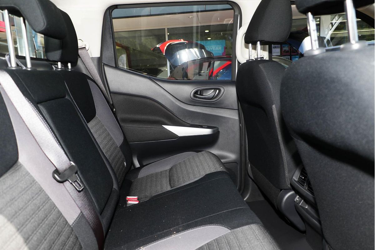 2024 Nissan Navara SL D23 4X4