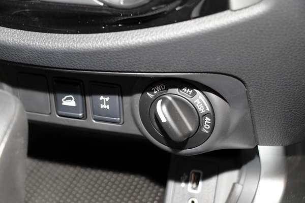 2024 Nissan Navara SL D23 4X4