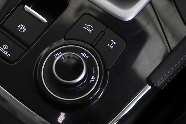 2024 Isuzu MU-X LS-T