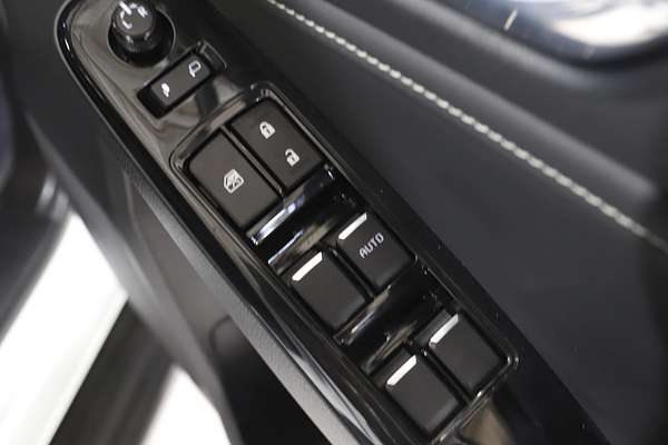 2024 Isuzu MU-X LS-T