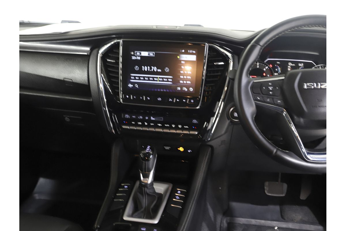 2024 Isuzu MU-X LS-T