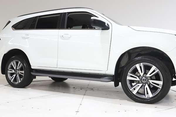 2024 Isuzu MU-X LS-T