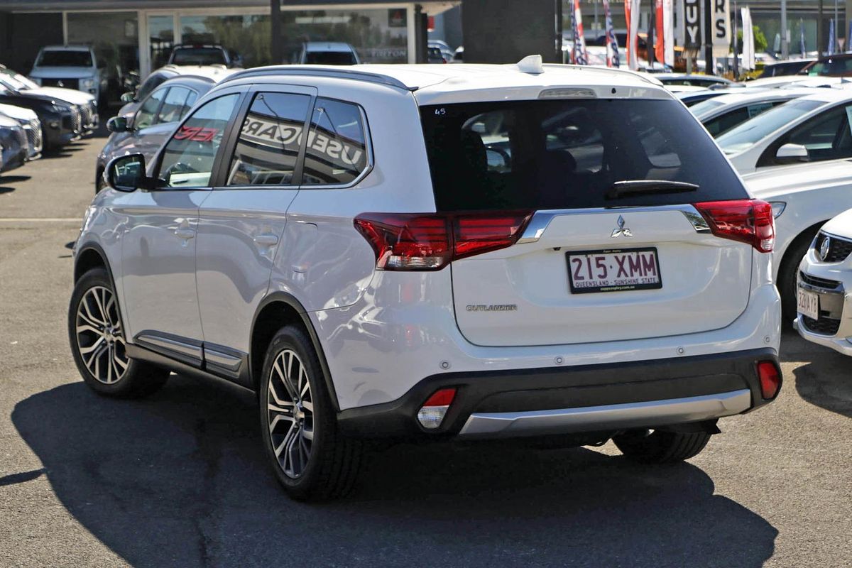 2016 Mitsubishi Outlander LS Safety Pack ZK