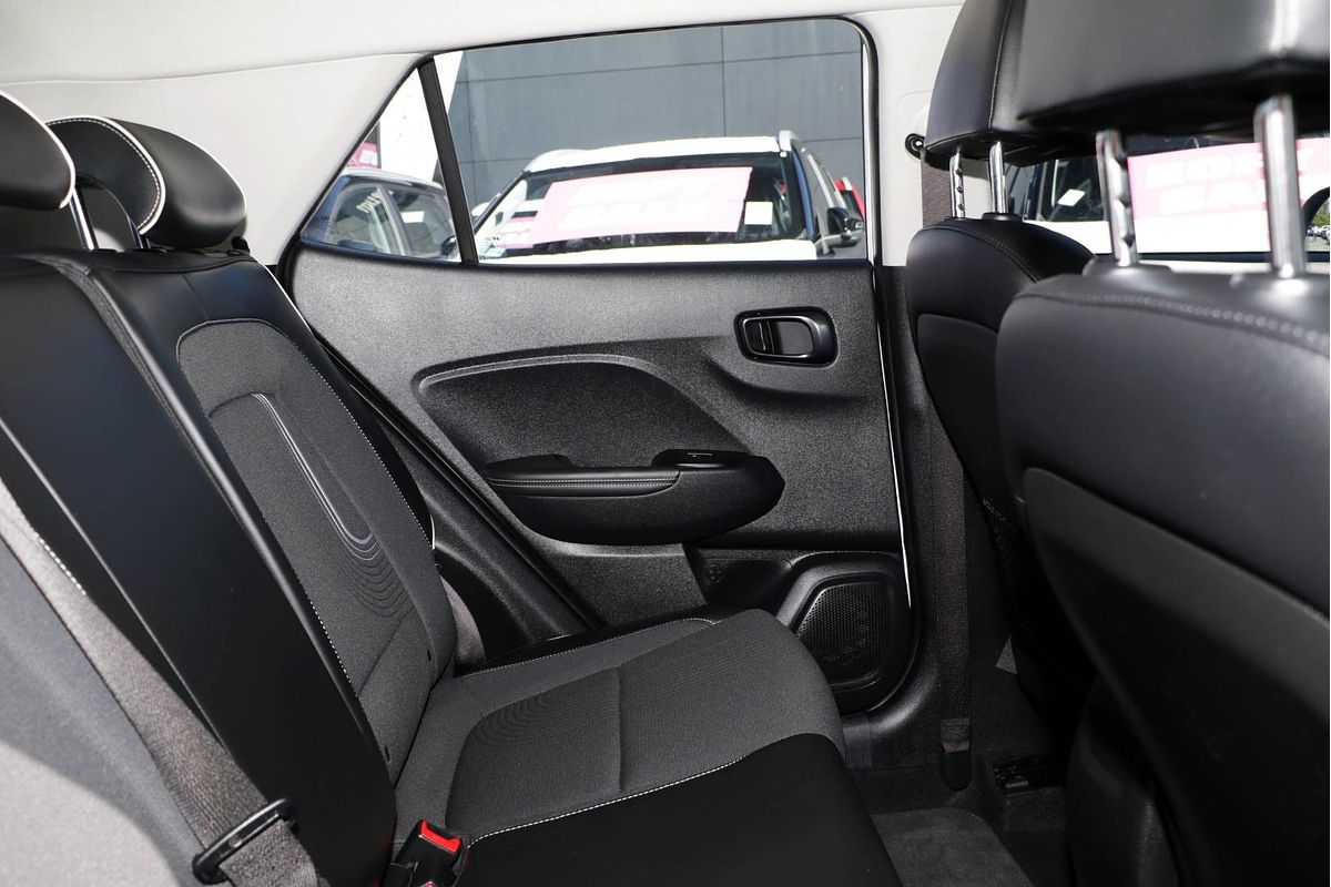 2023 Hyundai Venue Active QX.V5
