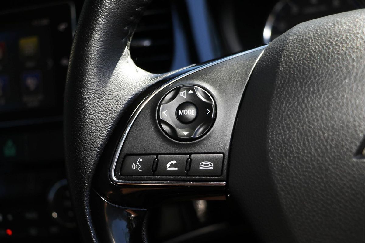 2016 Mitsubishi Outlander LS Safety Pack ZK