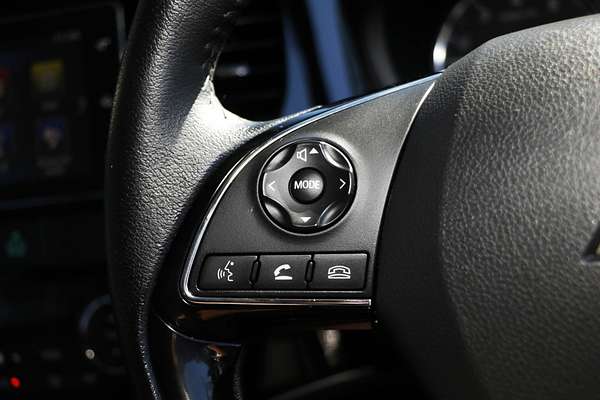 2016 Mitsubishi Outlander LS Safety Pack ZK