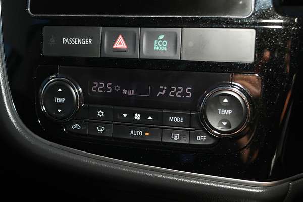 2016 Mitsubishi Outlander LS Safety Pack ZK