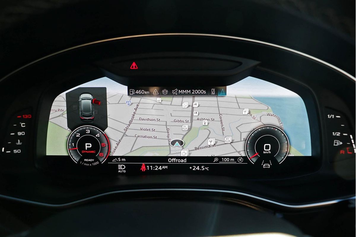 2024 Audi Q8 50 TDI S line F1