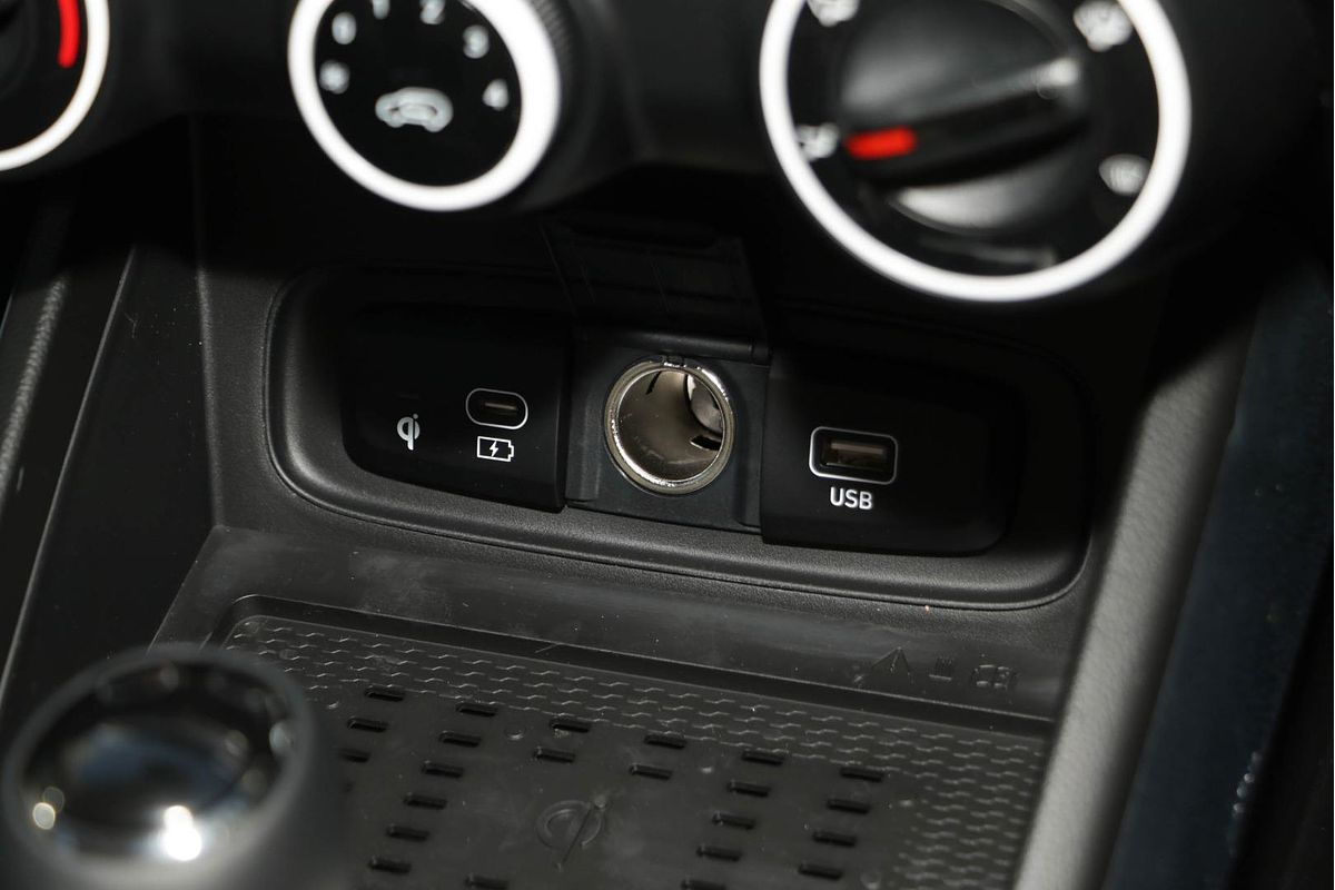 2025 Hyundai Venue Active QX.V5