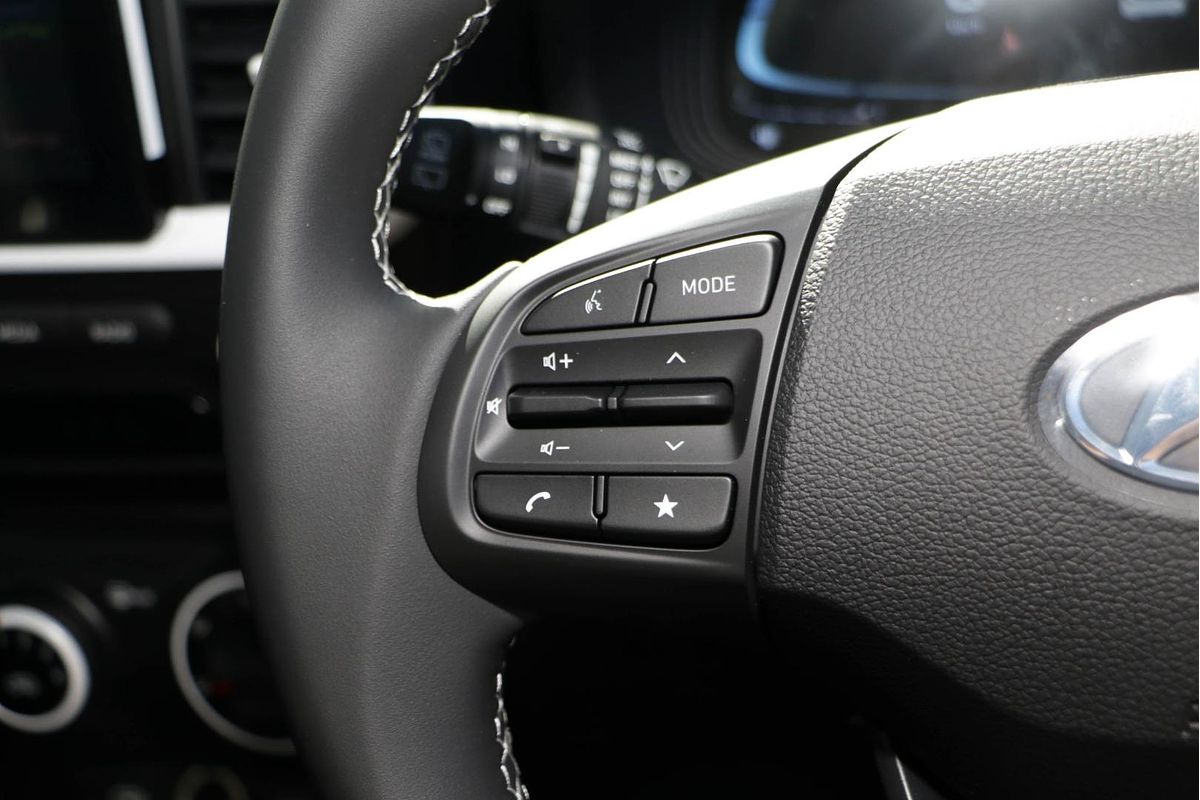 2025 Hyundai Venue Active QX.V5
