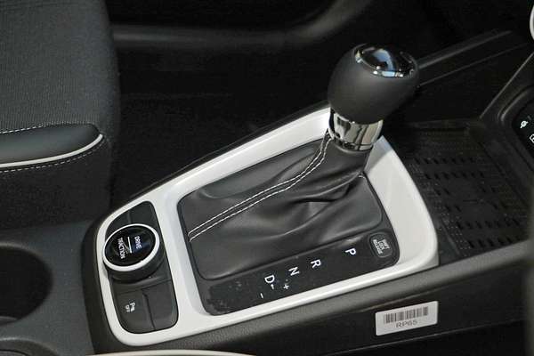 2025 Hyundai Venue Active QX.V5