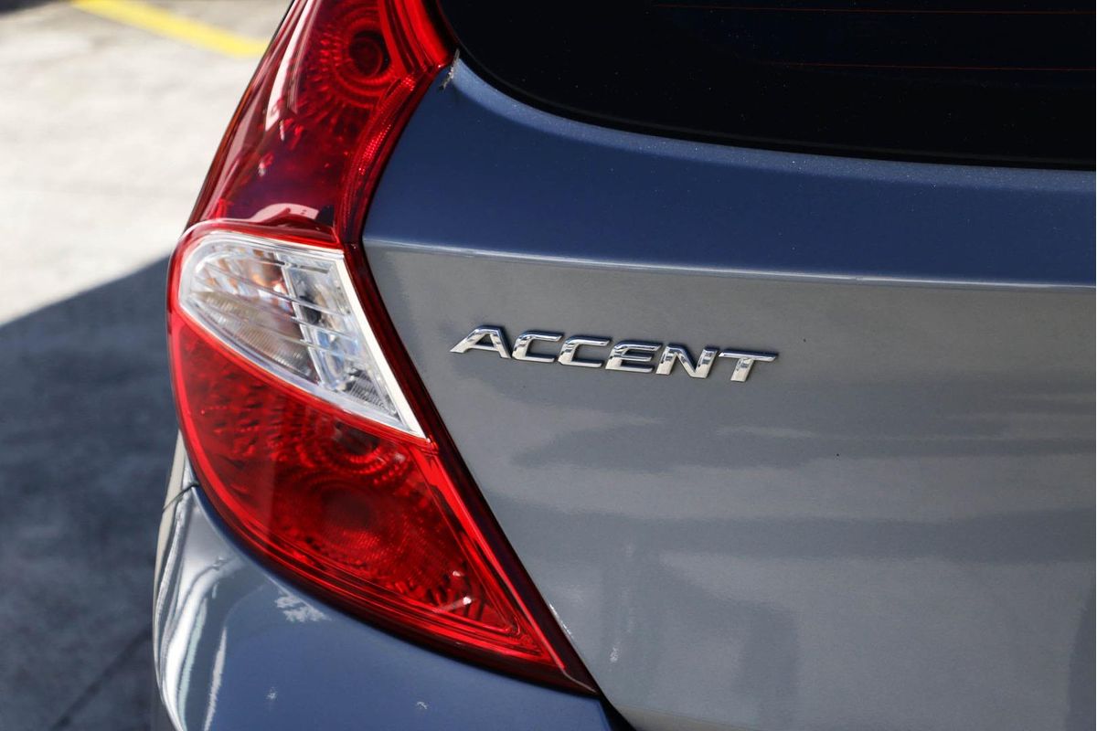 2019 Hyundai Accent Sport RB6