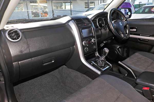 2015 Suzuki Grand Vitara Navigator JB