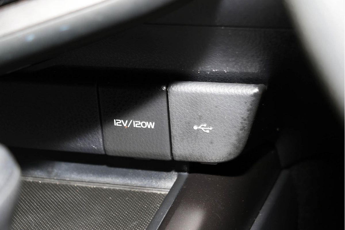 2022 Toyota Camry Ascent AXVA70R
