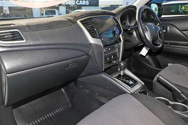2019 Mitsubishi Triton GLX ADAS MR 4X4