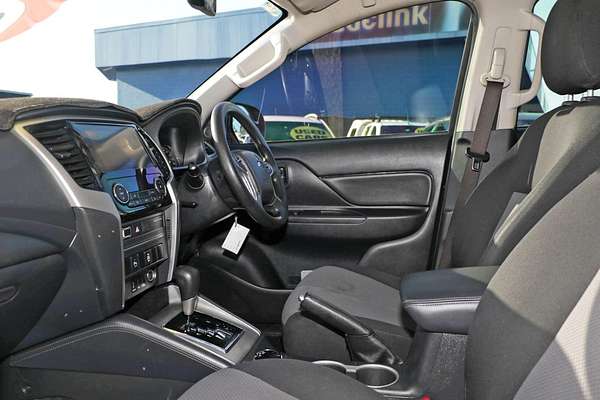 2019 Mitsubishi Triton GLX ADAS MR 4X4