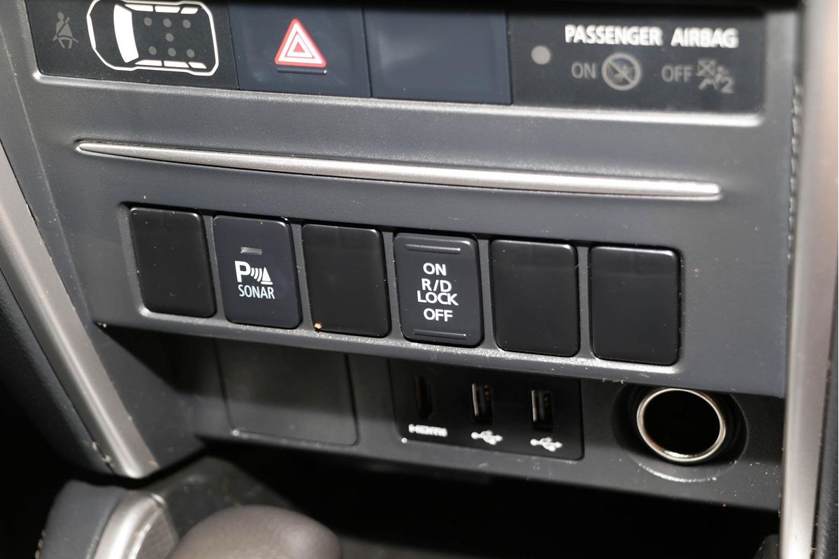 2019 Mitsubishi Triton GLX ADAS MR 4X4
