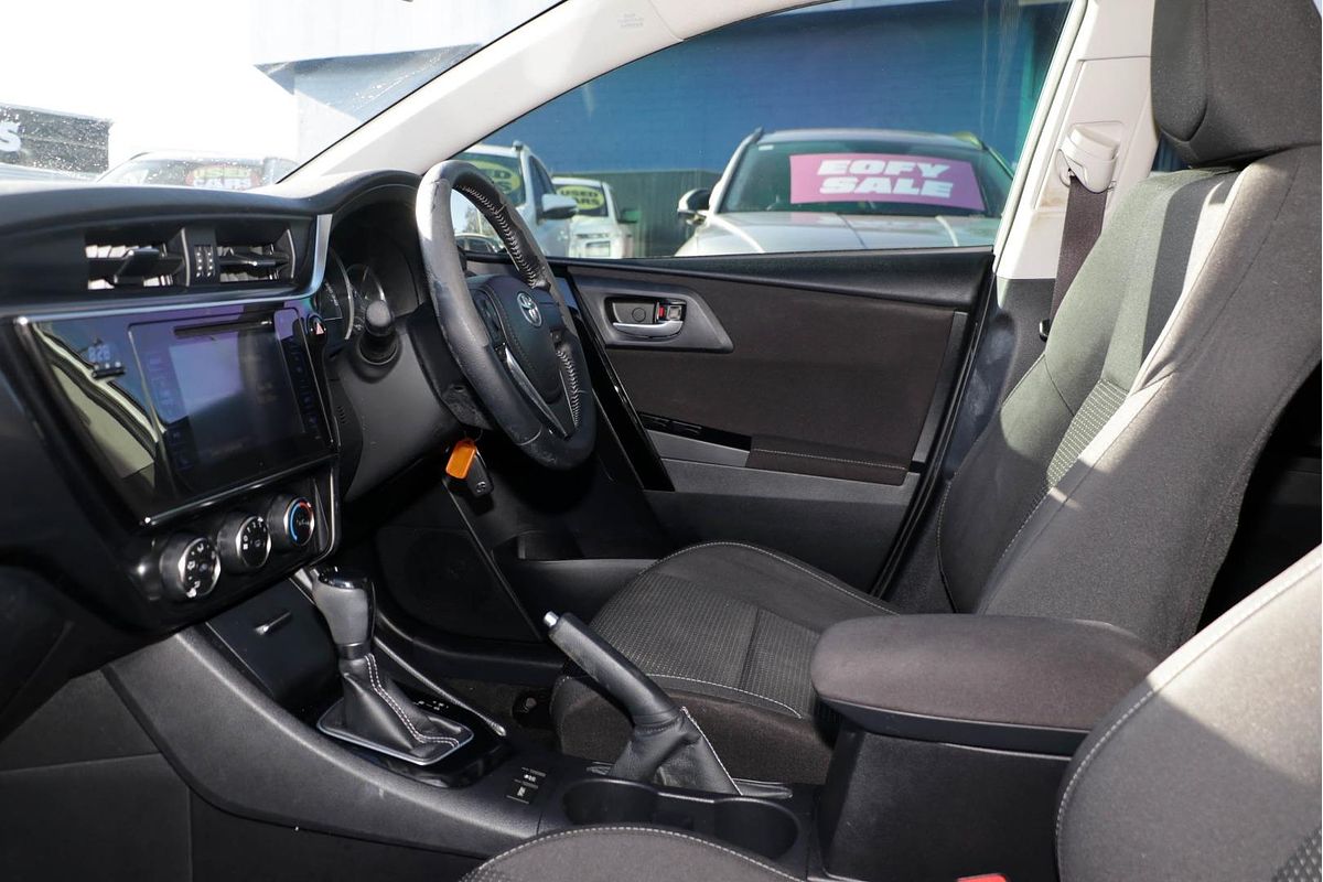 2016 Toyota Corolla Ascent Sport ZRE182R