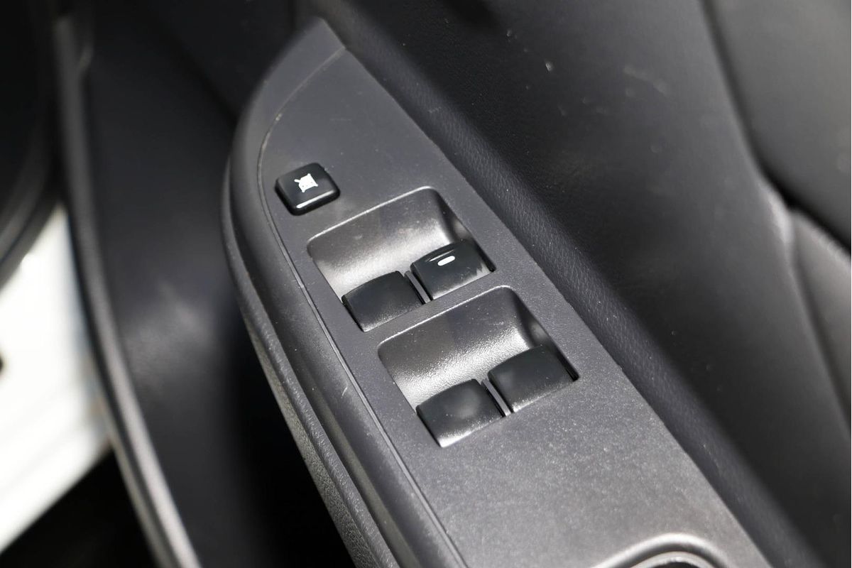 2019 Mitsubishi Triton GLX ADAS MR 4X4