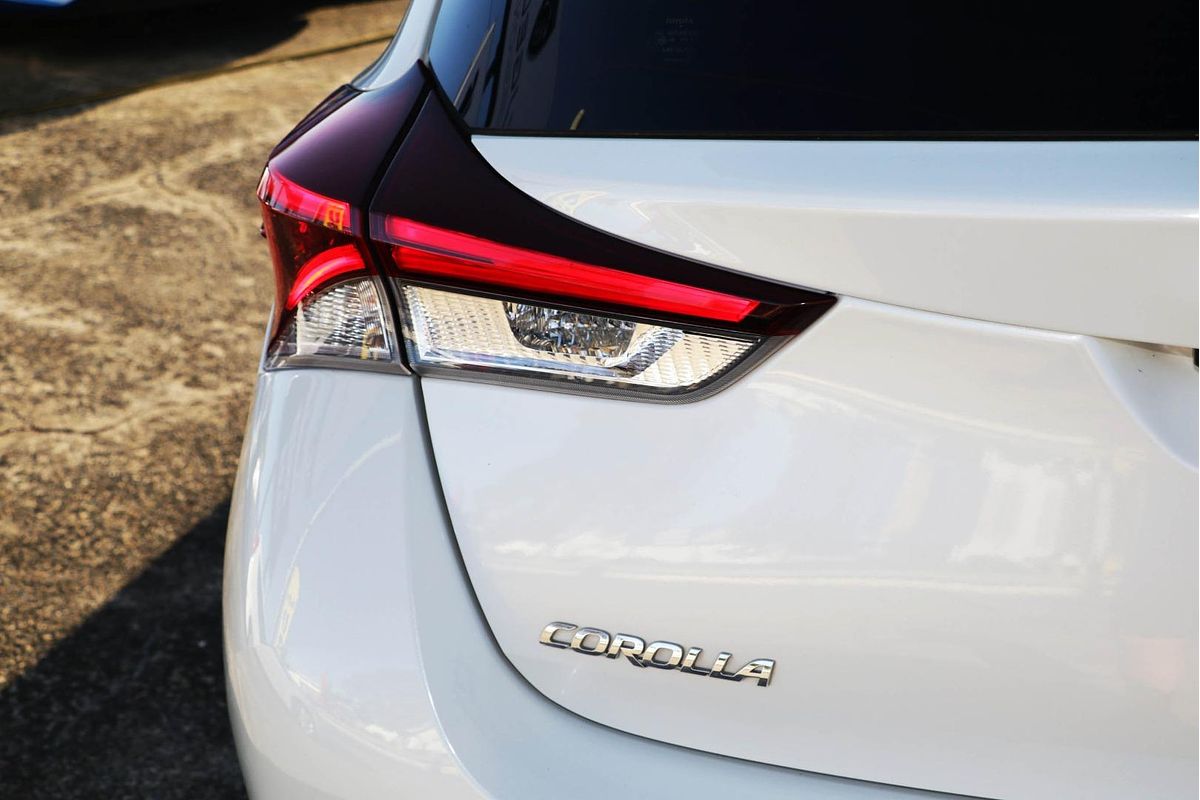 2016 Toyota Corolla Ascent Sport ZRE182R