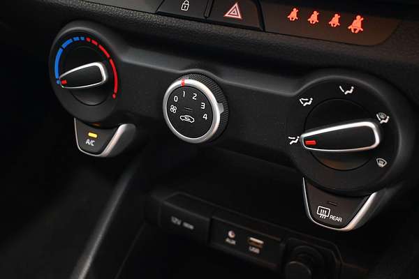 2017 Kia Rio S YB