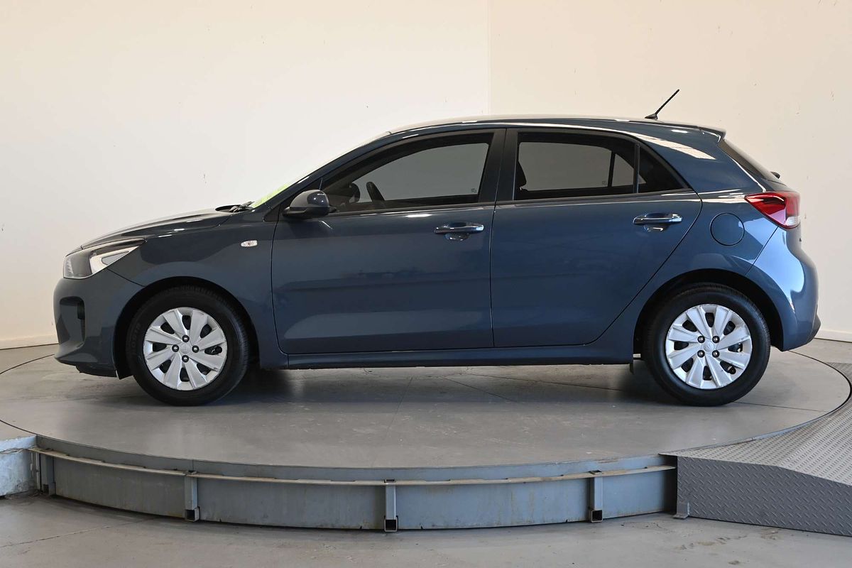 2017 Kia Rio S YB