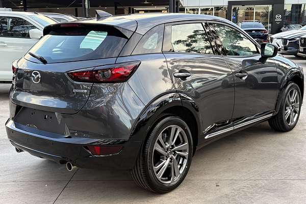 2025 Mazda CX-3 G20 Akari DK