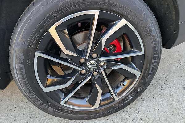 2020 MG ZS Essence AZS1