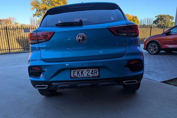 2020 MG ZS Essence AZS1