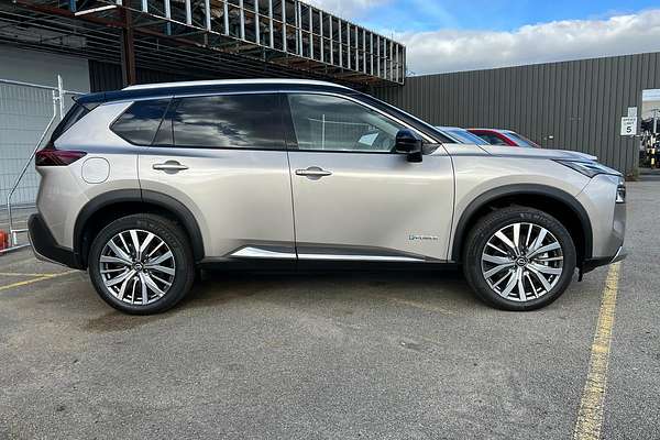 2025 Nissan X-TRAIL Ti-L e-POWER T33