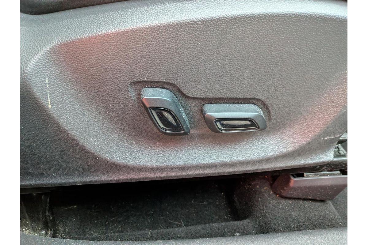 2020 MG ZS Essence AZS1