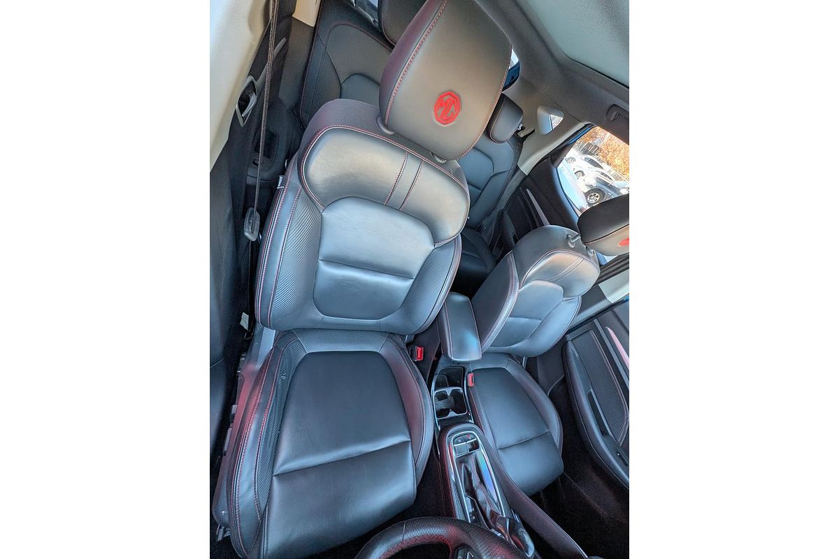 2020 MG ZS Essence AZS1