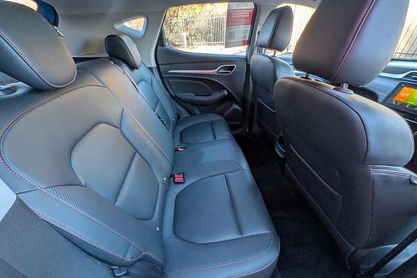 2020 MG ZS Essence AZS1