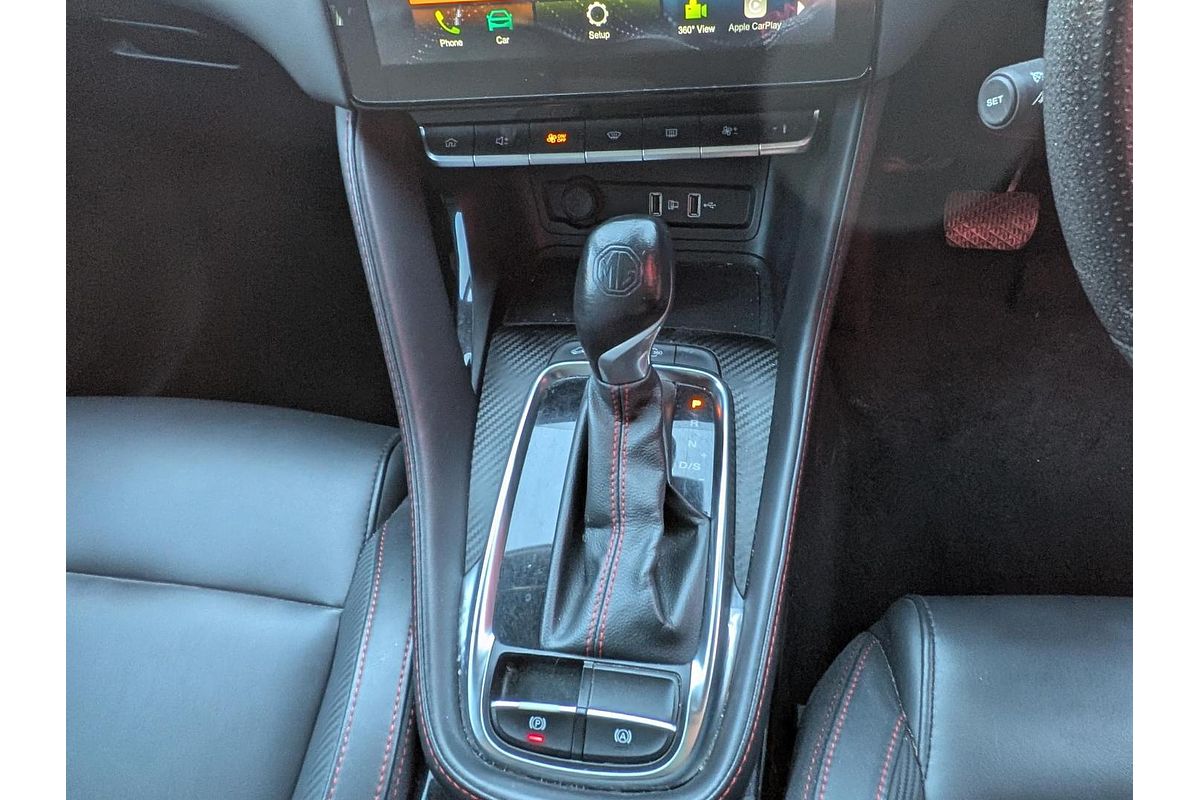 2020 MG ZS Essence AZS1