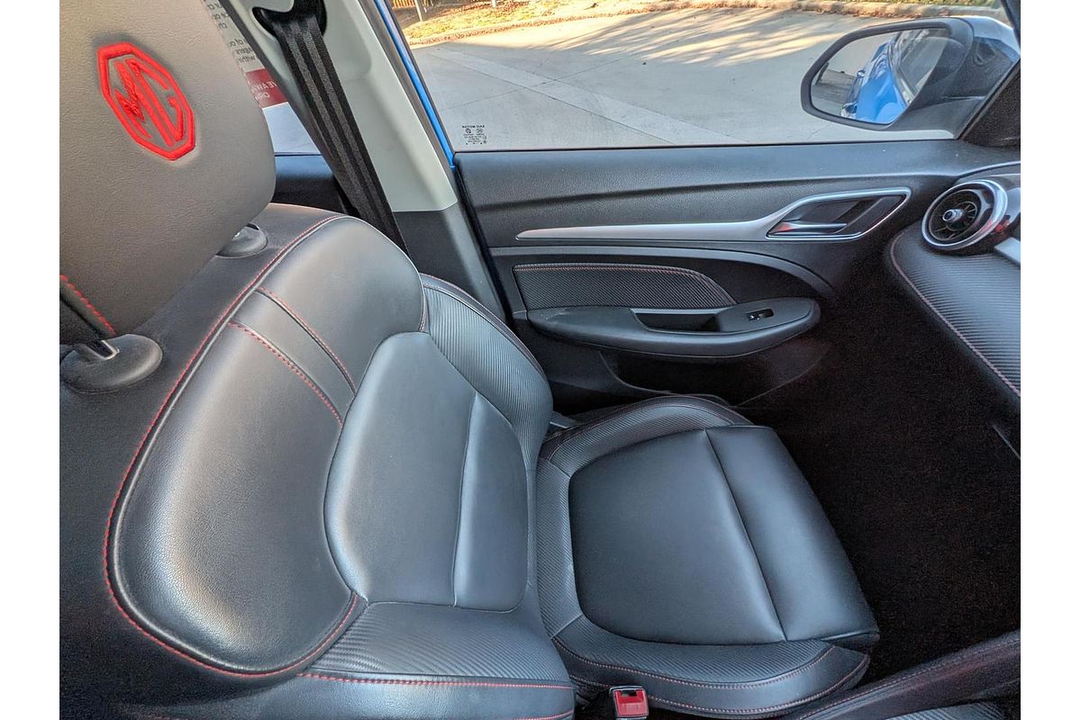2020 MG ZS Essence AZS1