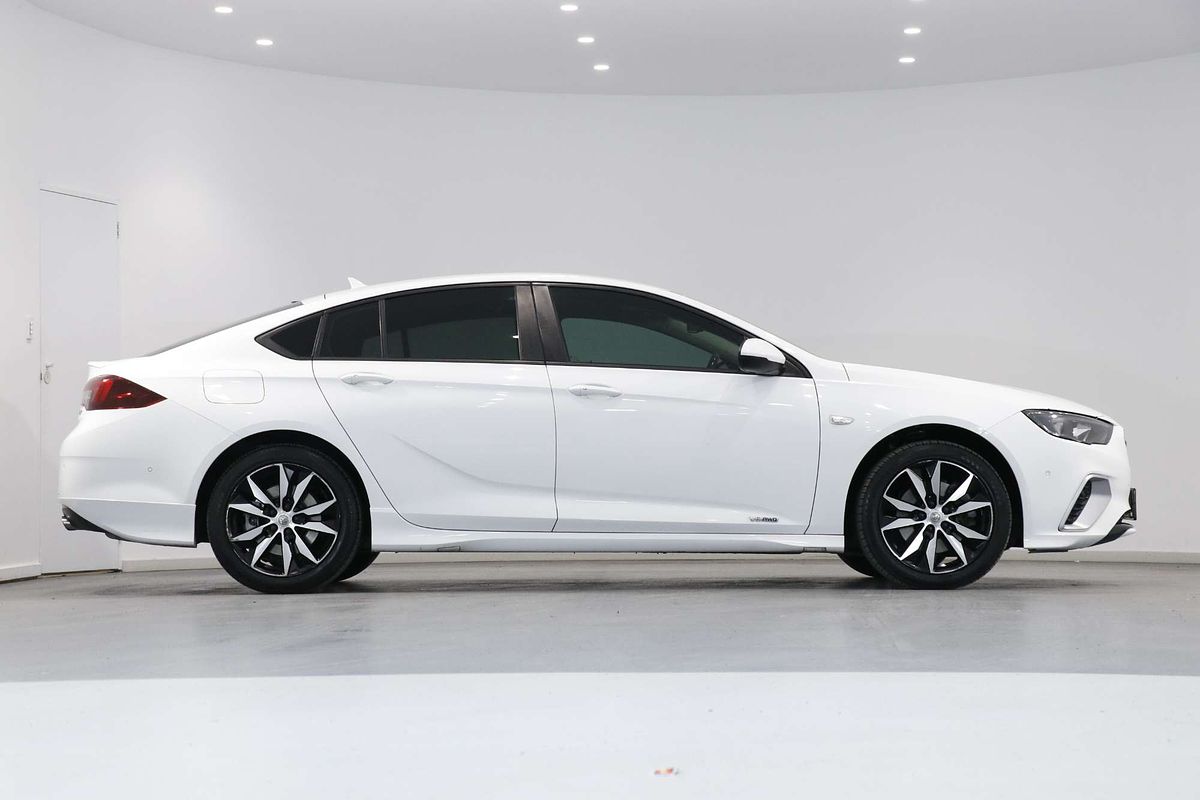 2019 Holden Commodore RS ZB