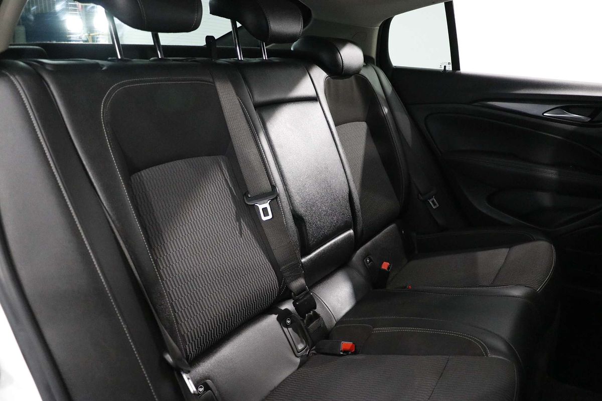 2019 Holden Commodore RS ZB