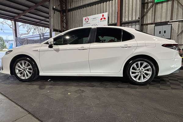 2021 Toyota Camry Ascent AXVH70R