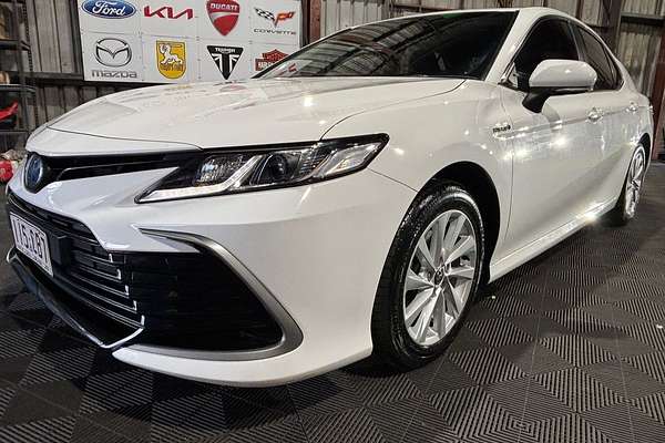 2021 Toyota Camry Ascent AXVH70R