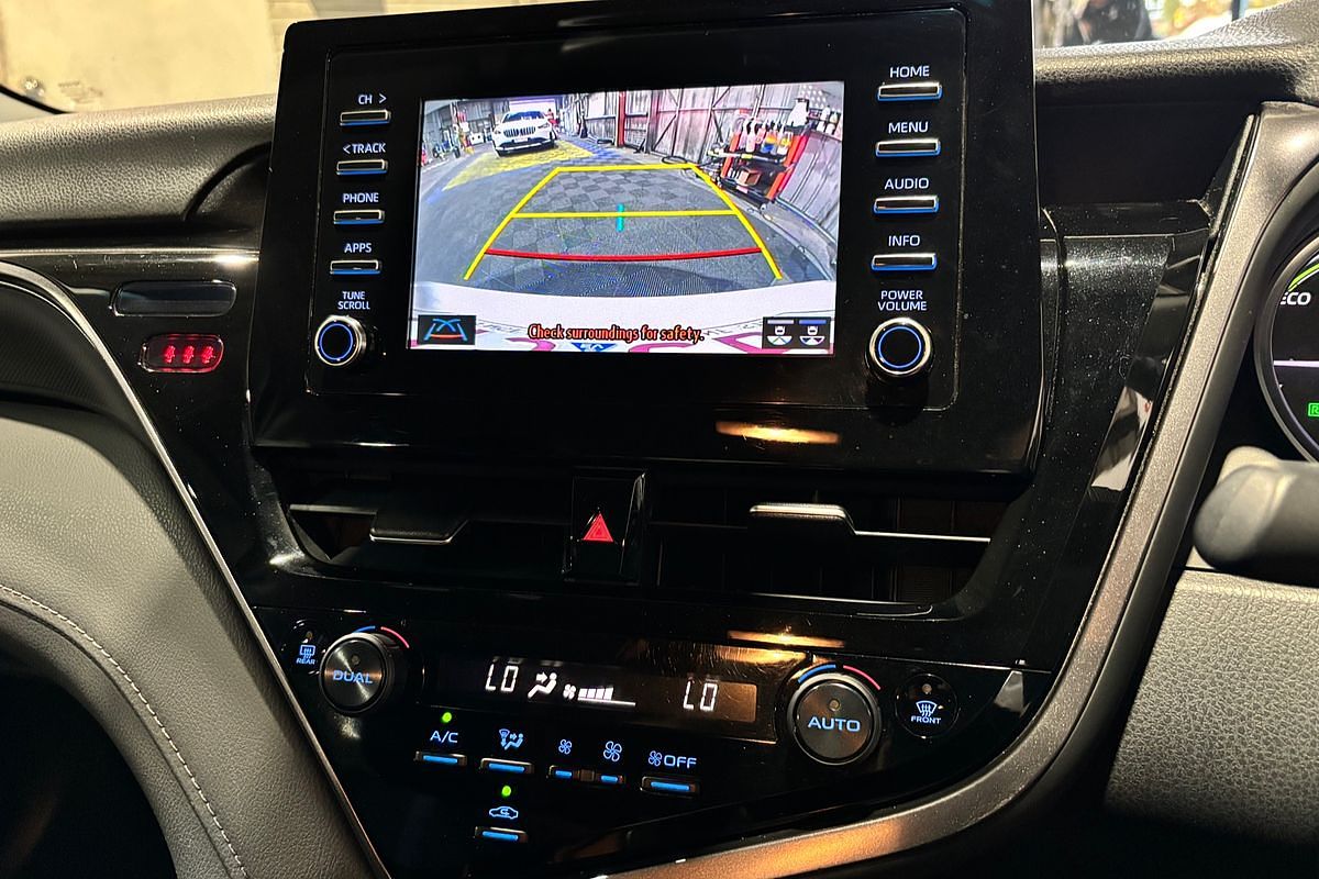 2021 Toyota Camry Ascent AXVH70R