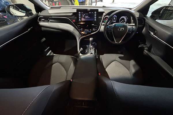 2021 Toyota Camry Ascent AXVH70R