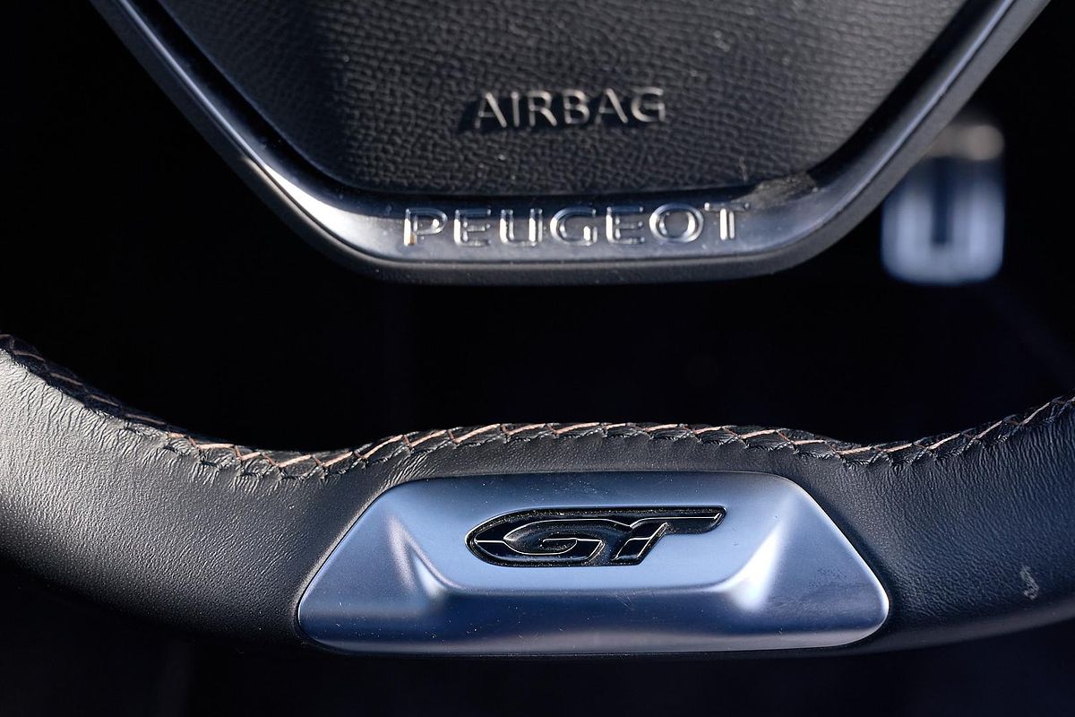 2022 Peugeot 508 GT R8