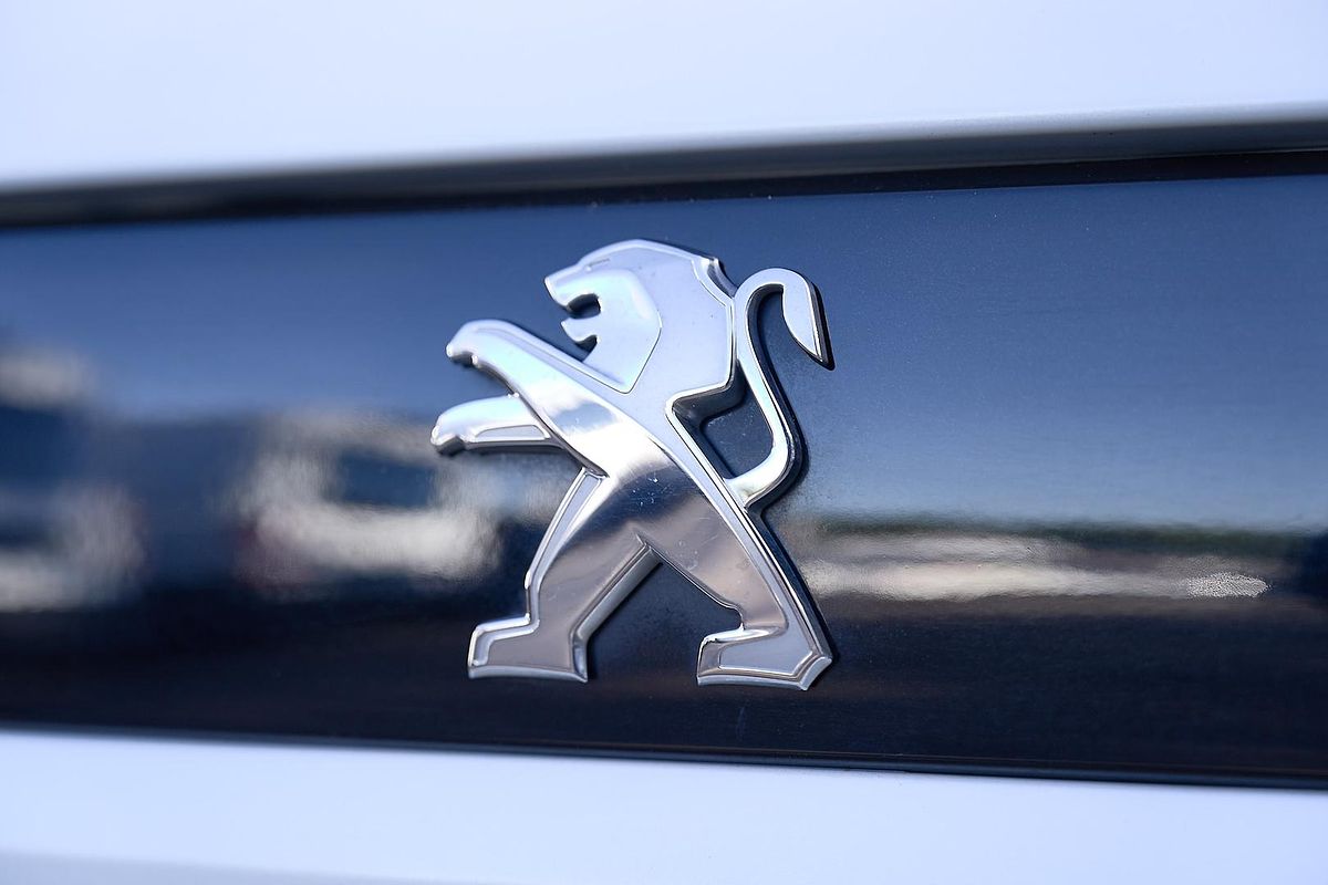 2022 Peugeot 508 GT R8