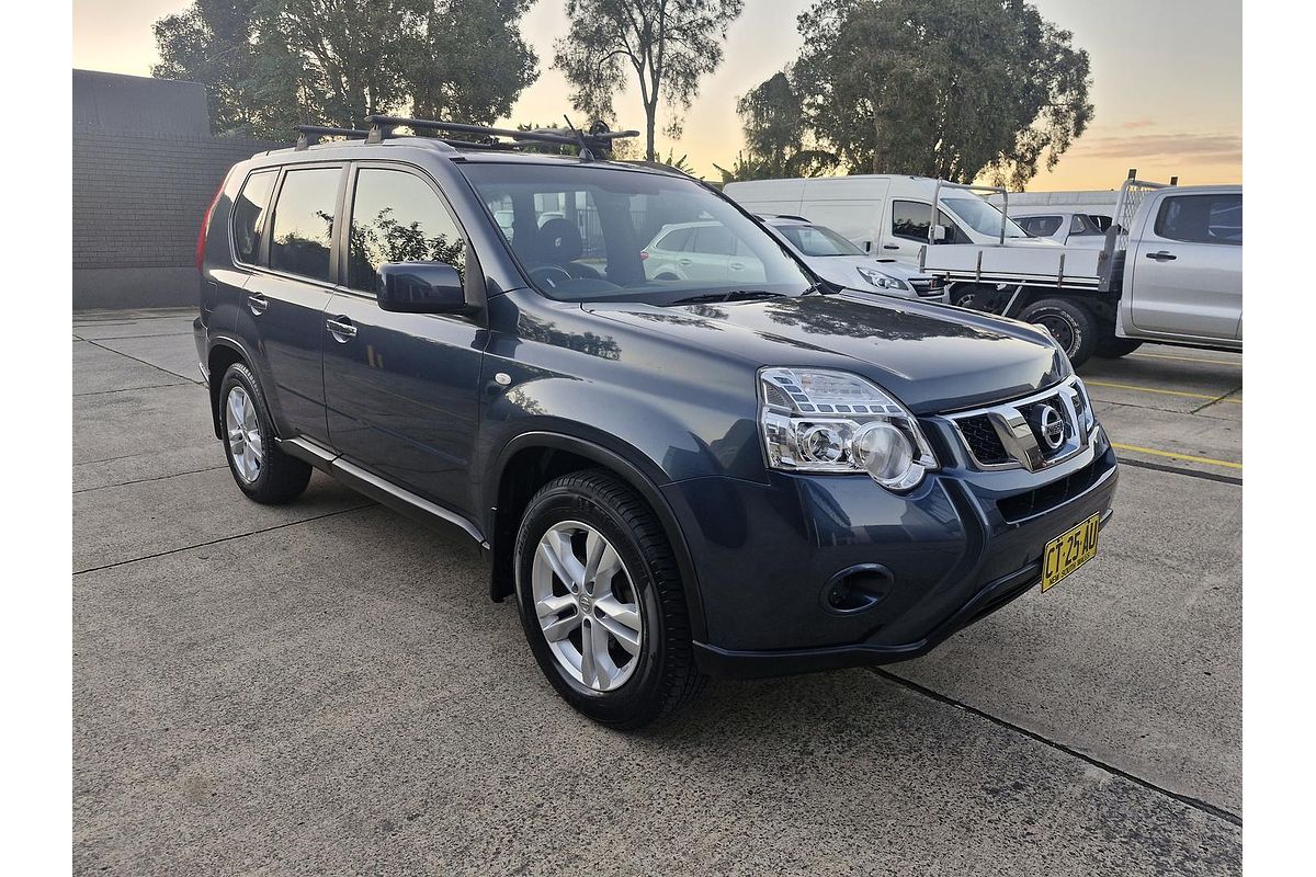2013 Nissan X-TRAIL ST T31
