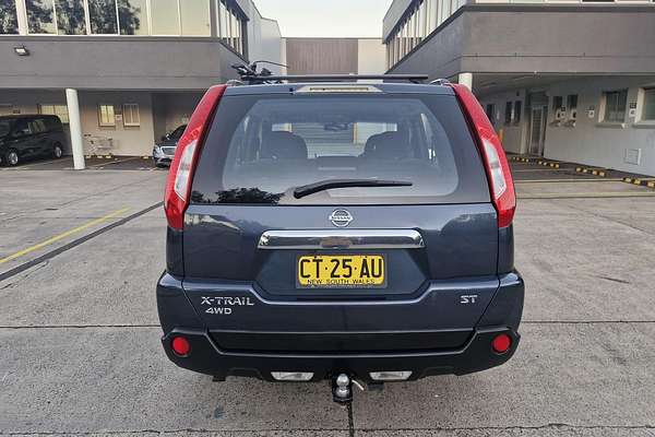 2013 Nissan X-TRAIL ST T31
