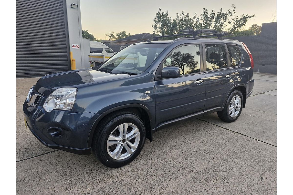 2013 Nissan X-TRAIL ST T31