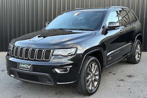 2016 Jeep Grand Cherokee 75th Anniversary WK