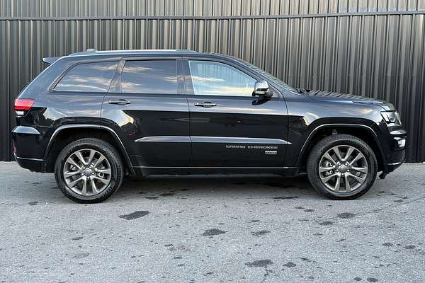 2016 Jeep Grand Cherokee 75th Anniversary WK